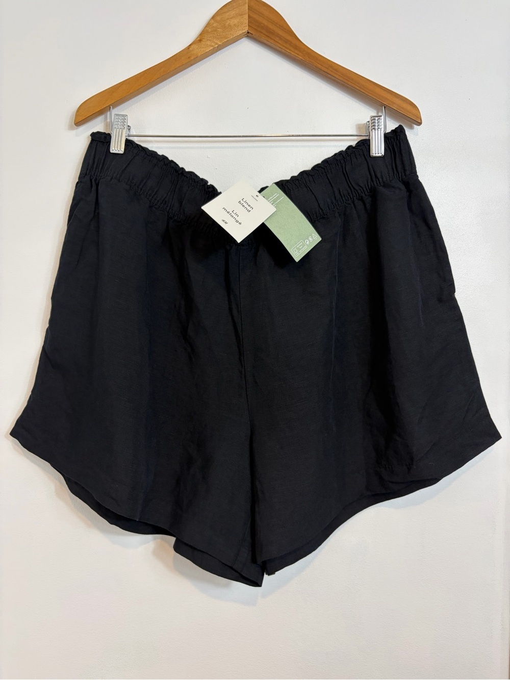 H&M Elastic Waist Pull On Black Linen Blend Shorts With Pockets NEW